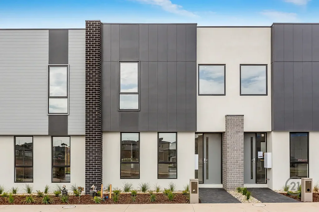 27 Gershwin Crescent, Point Cook, VIC 3030