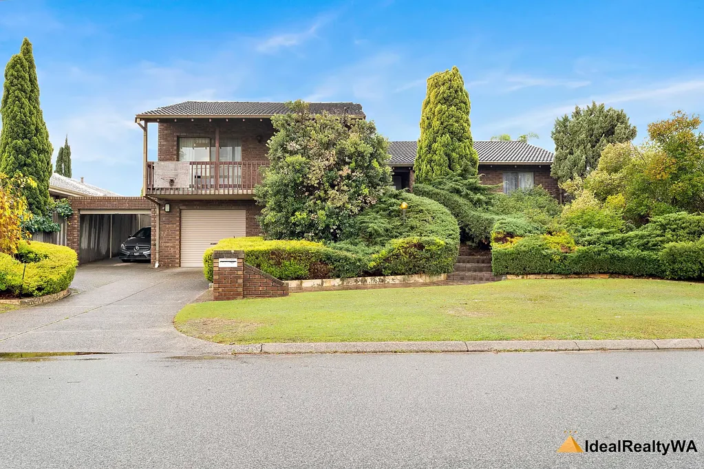 Willetton 5कमरा RARE GEM ON PRIME LOCATION ; RENOVATED & GORGEOUS LANDSCAPING
