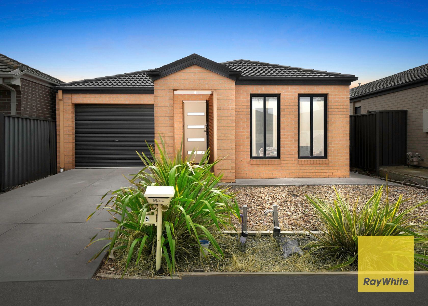 5 HAWKSTONE RD, MANOR LAKES VIC 3024, 0 રૂમ, 0 બાથરૂમ, House