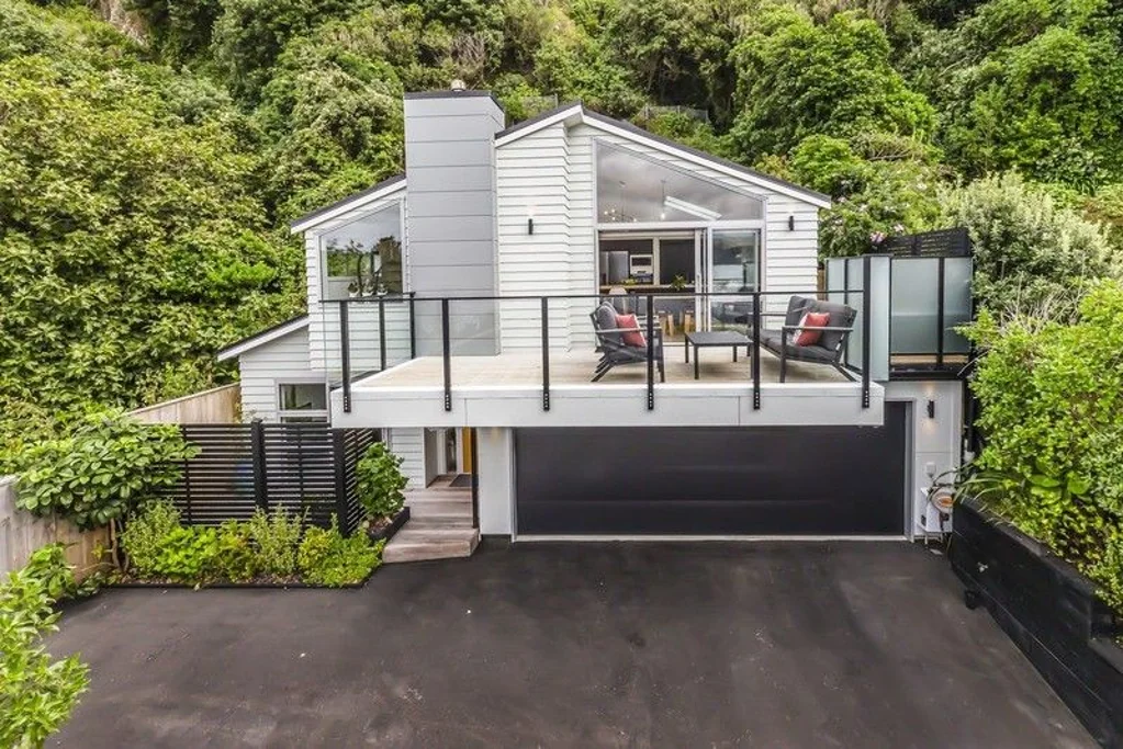 Breaker Bay 4 Slaapkamer LIKE NEW - 6 YEARS OLD + PRIVATE + VIEWS