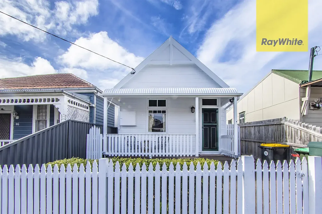 Harris Park 2ਬੈੱਡਰੂਮ UPDATED CHARMING COTTAGE IN CITY FRINGE LOCATION