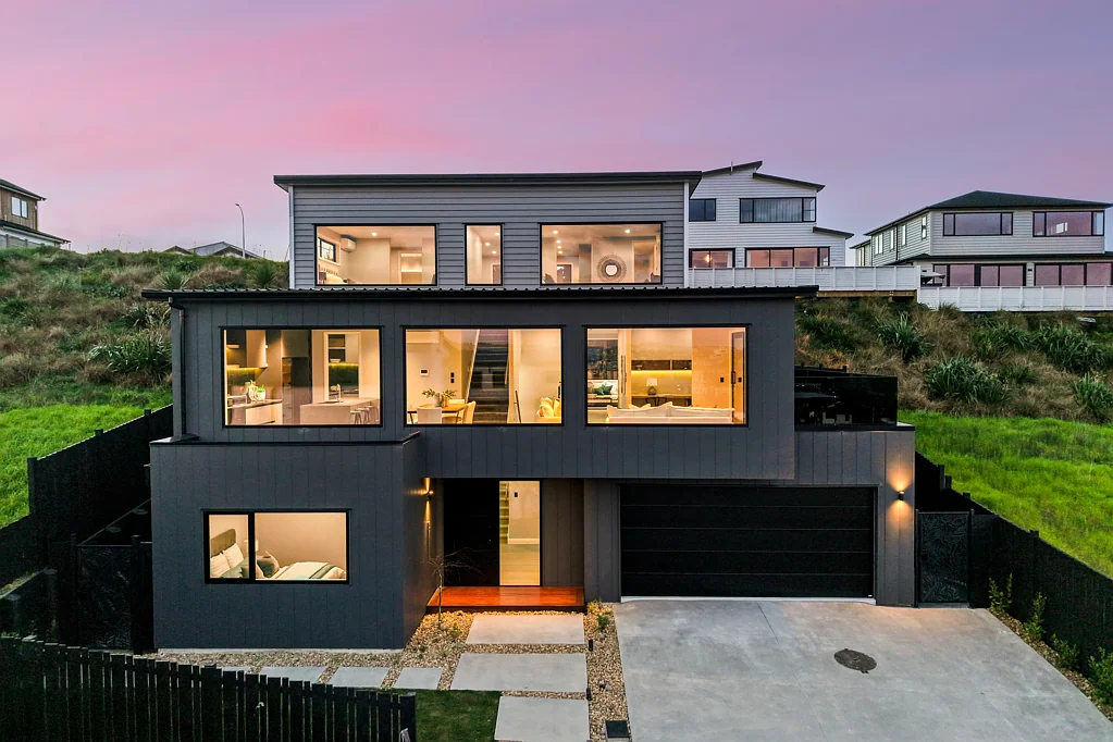 Long Bay 5部屋 Elevated Coastal Elegance with Panoramic Views