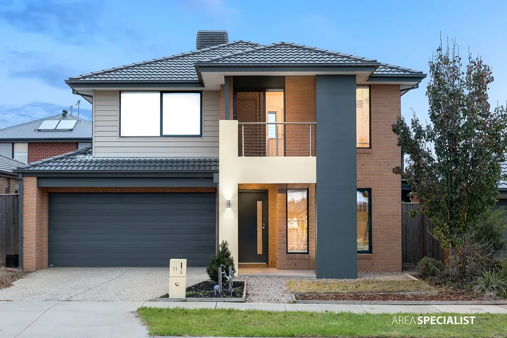 Wyndham Vale 5chambre The Brief- A Contemporary Park-Front Family Delight in Jubilee Estate!