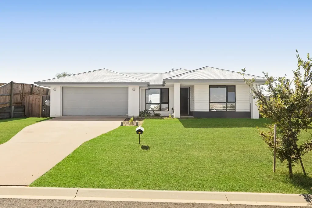 Wyreema 4ห้องนอน Modern Family Home - Fantastic Investment - Growing Community
