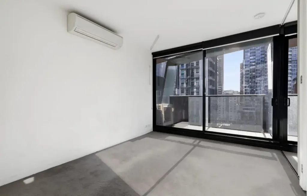 Unfurnished Modern Living in the Heart of Melbourne