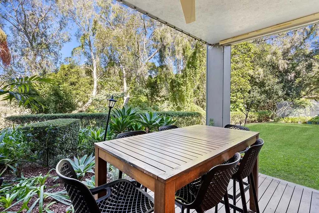Robina 2ਬੈੱਡਰੂਮ Exceptional Ground Floor Apartment in "The Glades" Golf Course.