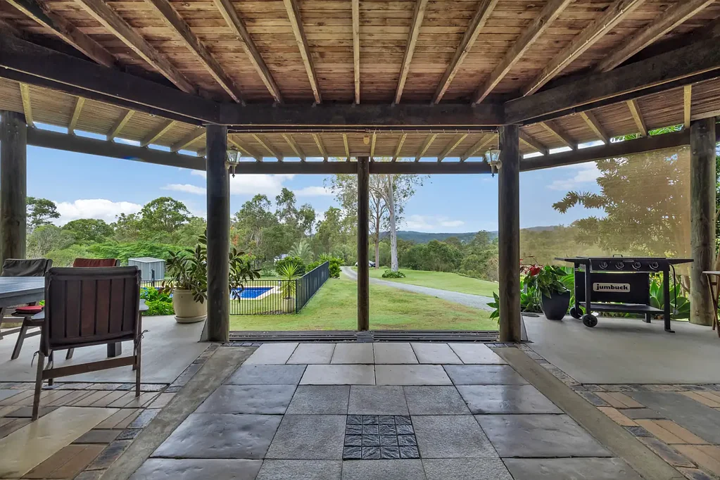 5 Christine Drive, Eatons Hill, QLD 4037