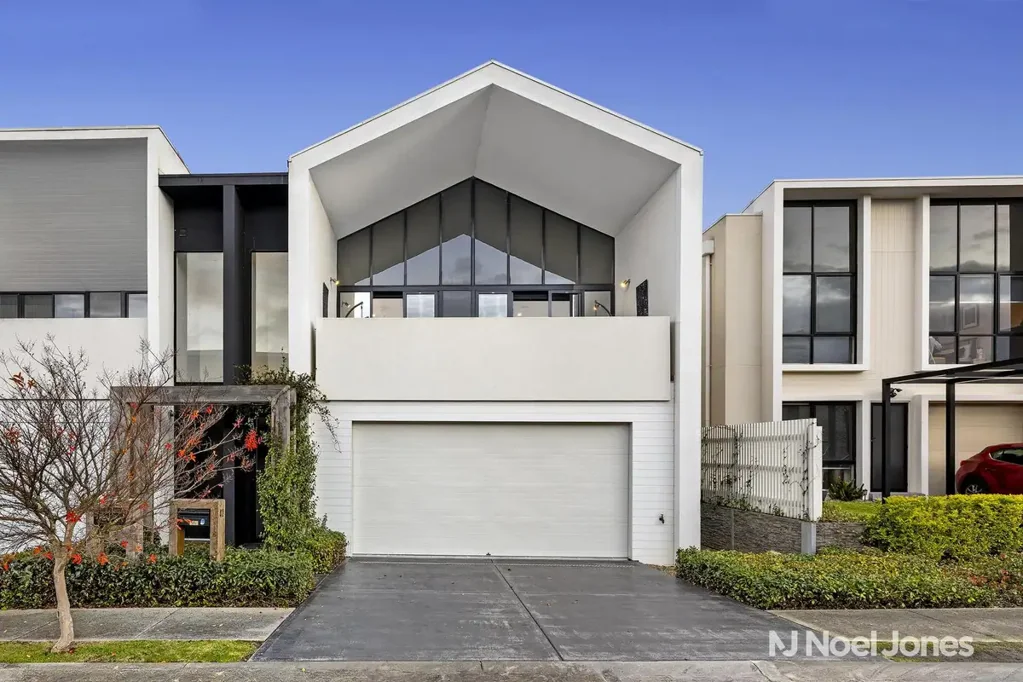 Chirnside Park 3Phòng ngủ Welcome to the Lifestyle You’ve Been Waiting For
