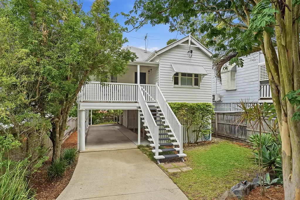 83 Coopers Camp Road, Bardon, QLD 4065
