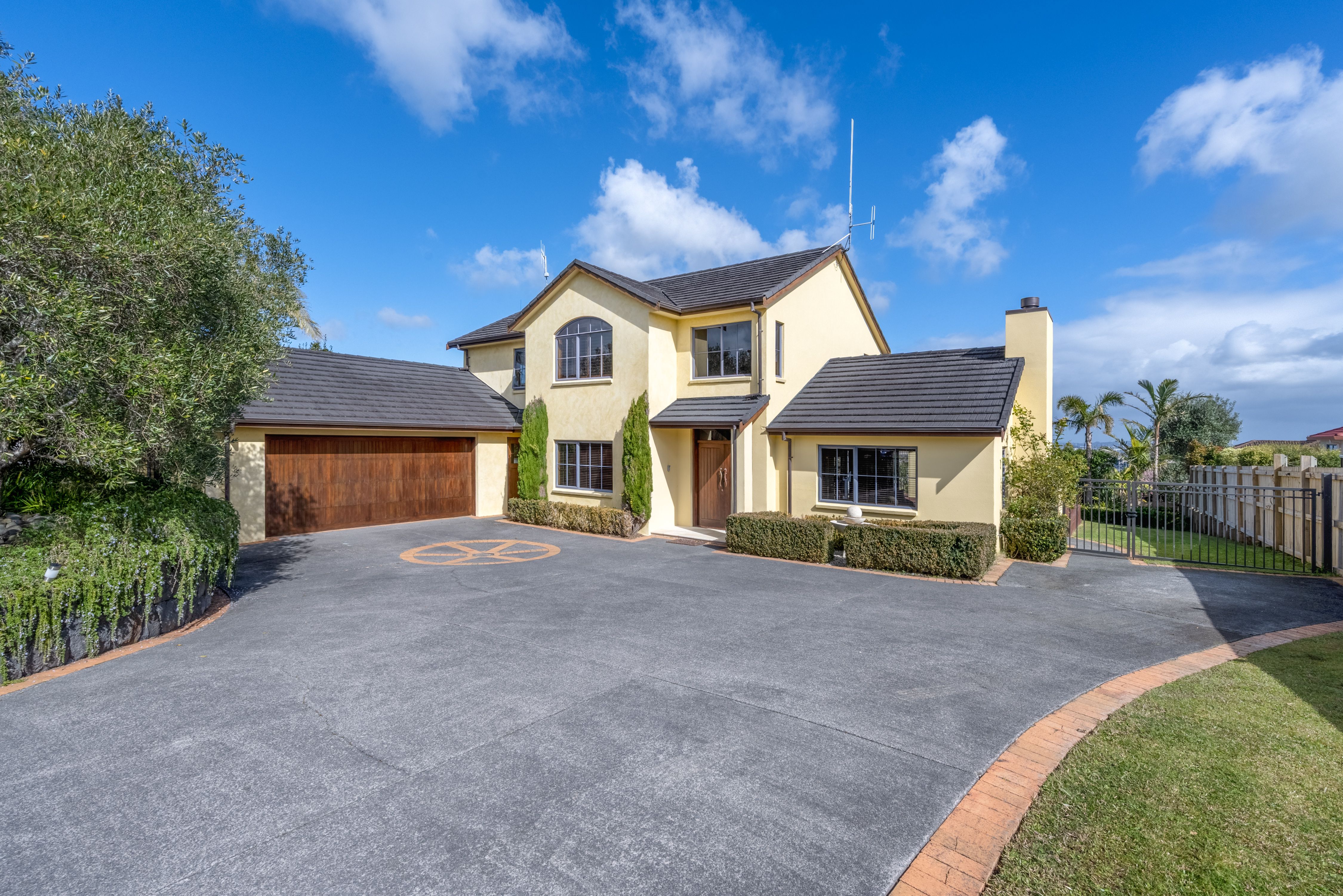 49 Westerham Drive, Dannemora, Manukau City, 5房, 3浴, 独立屋