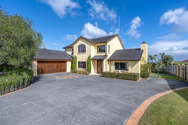 49 Westerham Drive, Dannemora, Manukau City