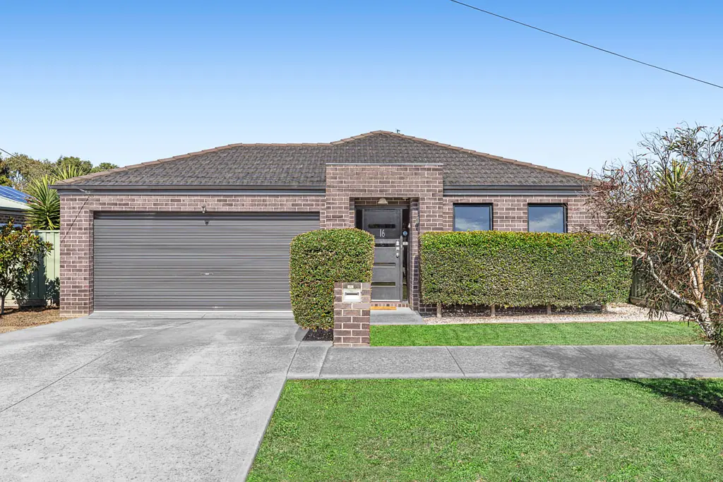 16 Howard Street, Sebastopol, VIC 3356
