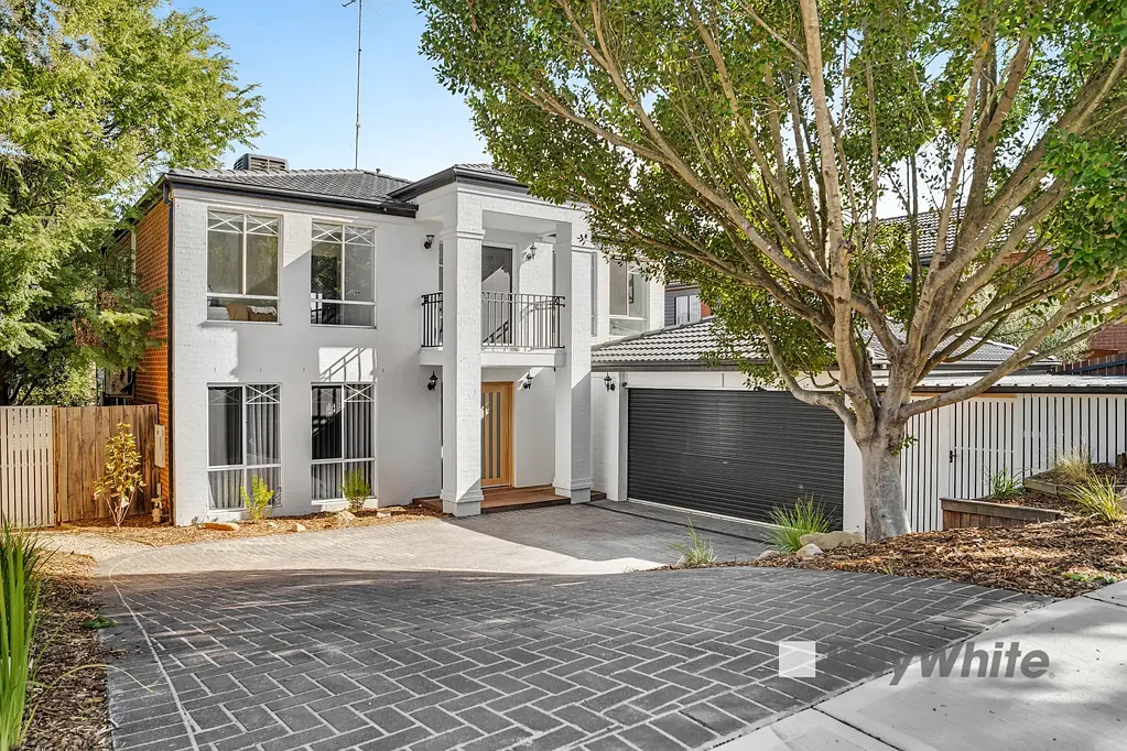 19 Kuranda Crescent, Berwick, VIC 3806