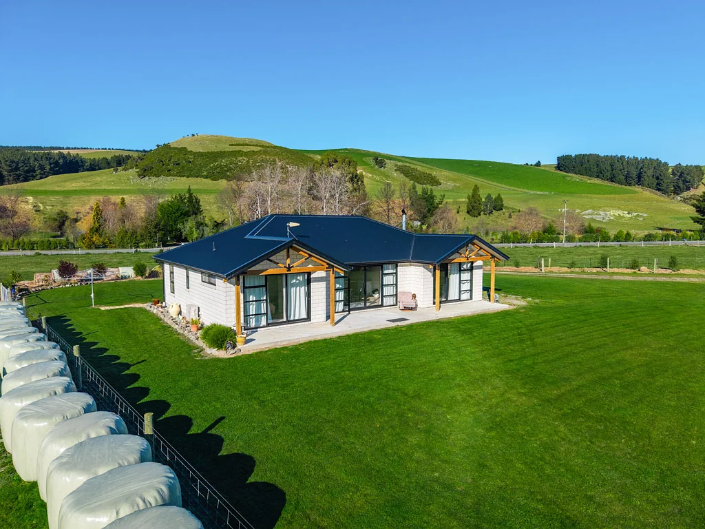 Pleasant Point  Turnkey Rural Lifestyle & Farming Opportunity