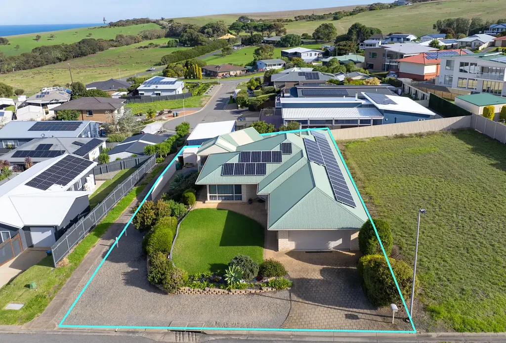 Encounter Bay 4Kwarto Relaxed Seaside Living with Panoramic Ocean Views!