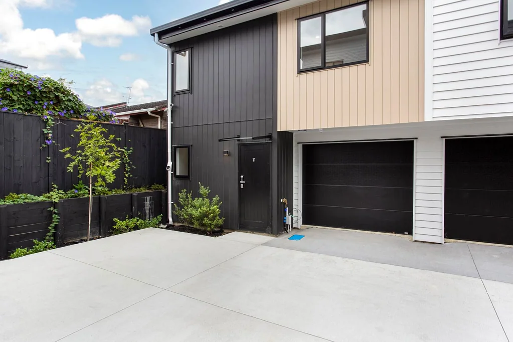 11/13 Arawa Street, New Lynn, Waitakere City, Auckland