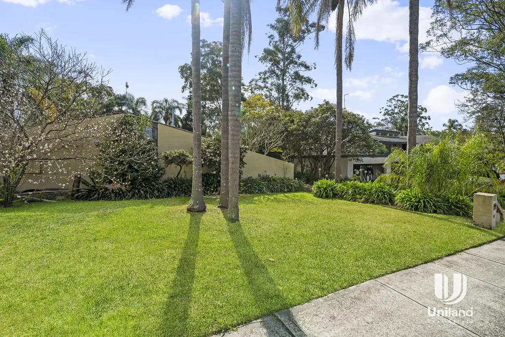 Spacious Family Home in the Heart of Castle Hill | Walk to Metro & Castle Towers