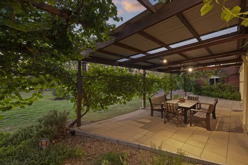 Euroa 4ห้องนอน Euroa Lifestyle Living on a Beautifully Established allotment