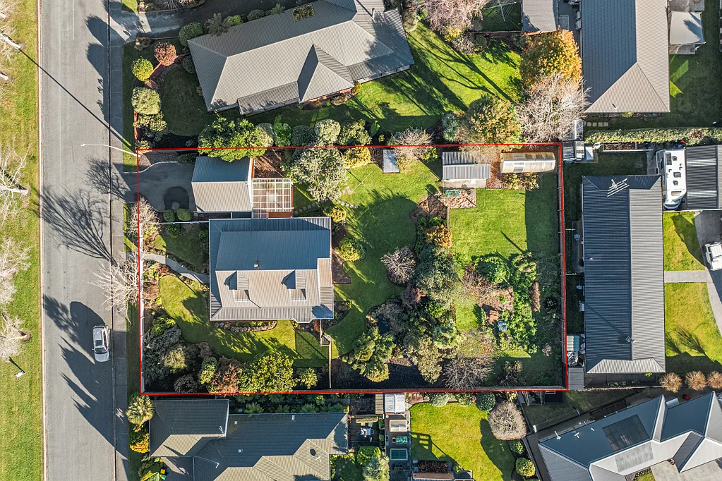 Kaiapoi 4 Bedroom Land, Space, Urgency!