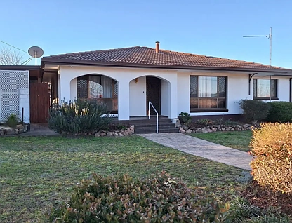 66 Amosfield Rd, Stanthorpe, QLD 4380, 4 રૂમ, 1 બાથરૂમ, House