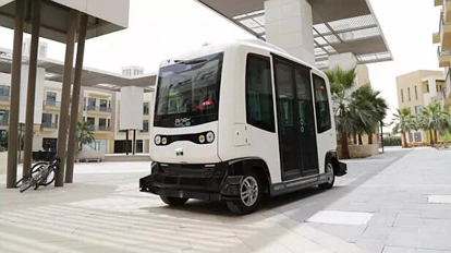 SkyTrain落伍了？酷炫！下个月大温可免费试乘无人驾驶公交车啦！快来感受一下~