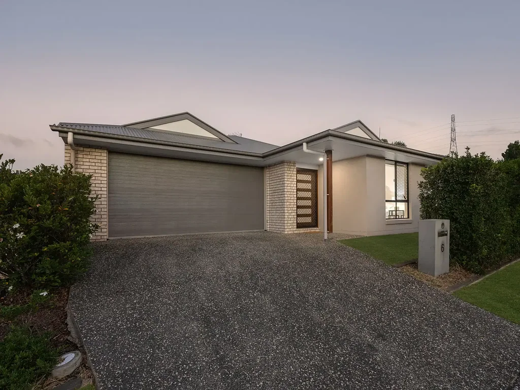 6 Trevorrow Way, Ripley, QLD 4306