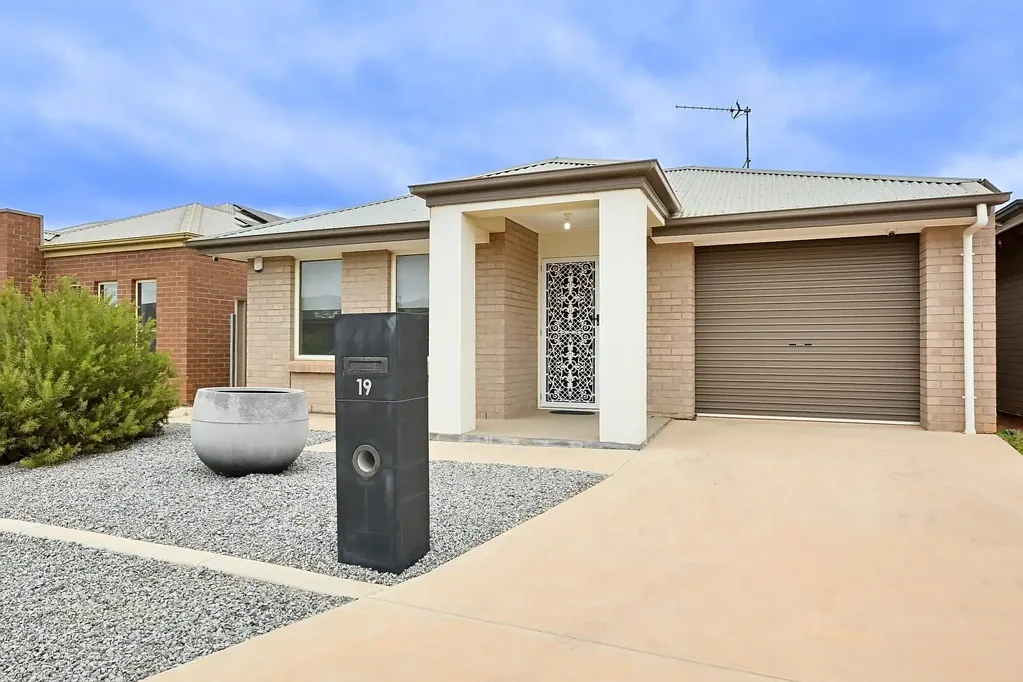 19 Gale Street, Whyalla Jenkins, SA 5609
