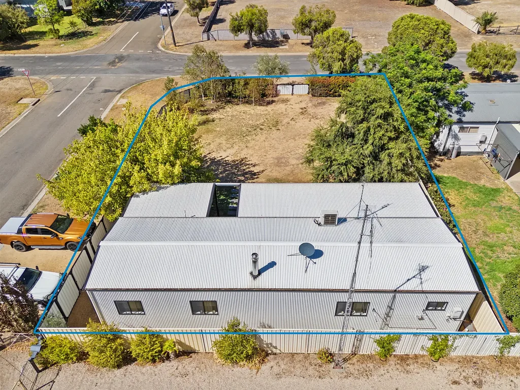10-12 Sugden Street, Tocumwal, NSW 2714