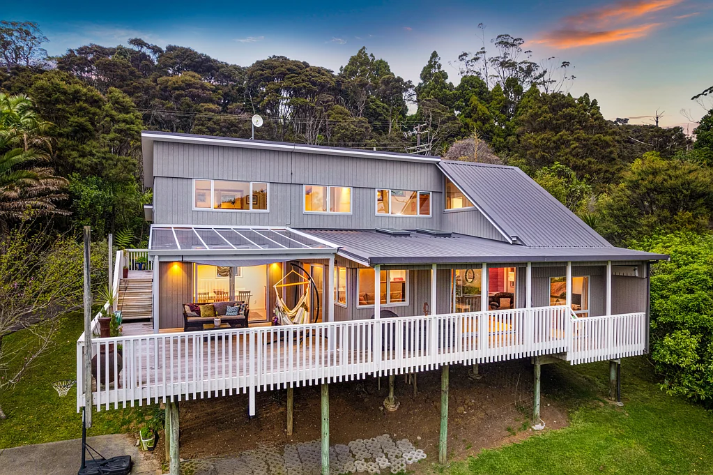 192 Carter Road, Oratia, Waitakere City, Auckland