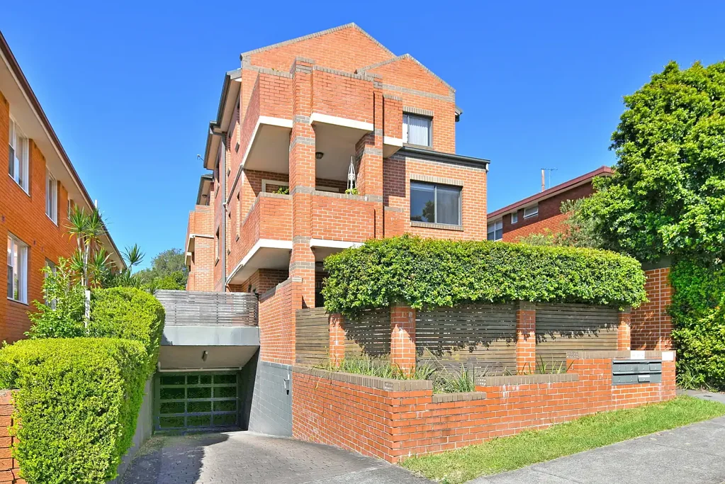 Well-Presented Apartment Moments from Oatley Village