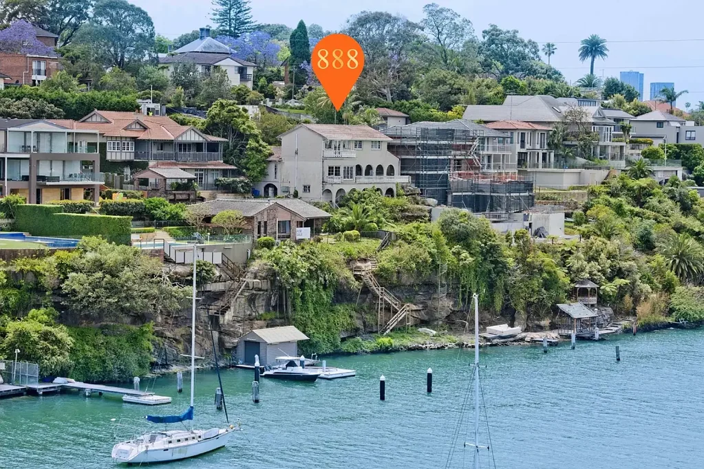 Hunters Hill 5બેડરૂમ Deep Waterfront with Jetty and City Skyline Views