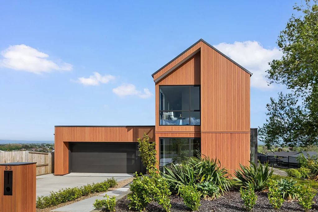 Morrinsville 4ਬੈੱਡਰੂਮ Elevated Elegance