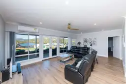 3 Tomkins Bend, Nunile