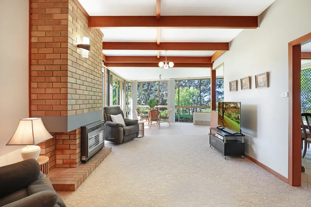 2 The Glen, Mount Pleasant, NSW 2519