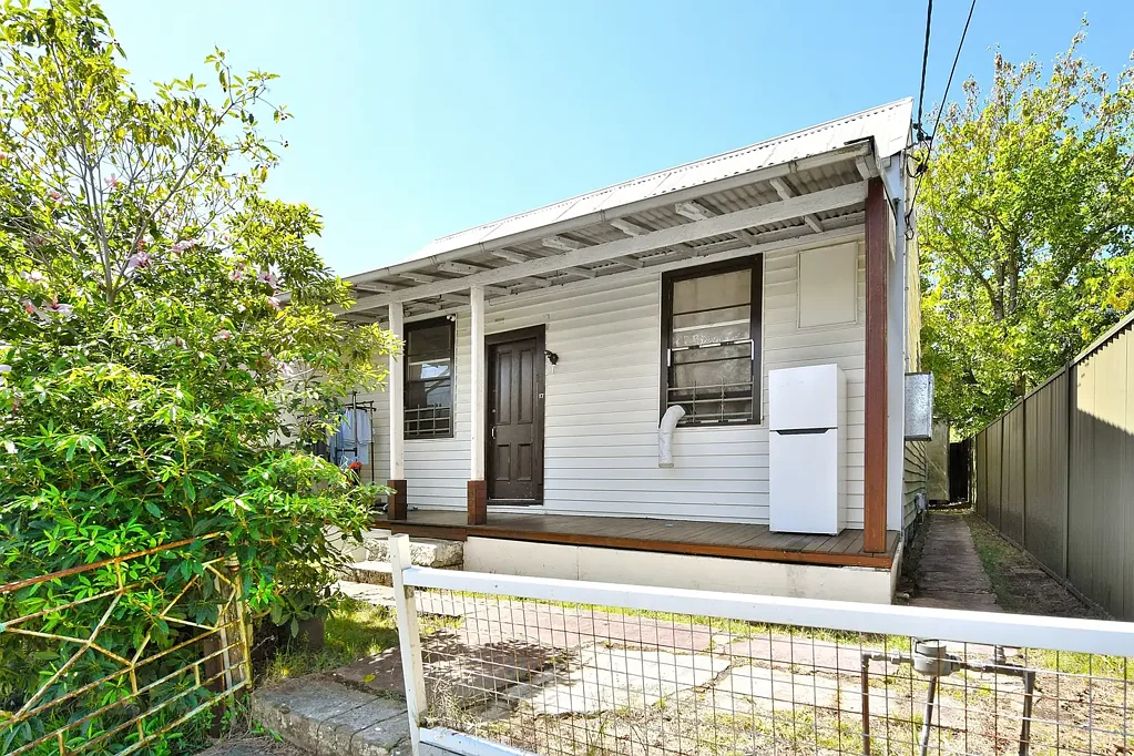 17 Belmore Avenue, Belmore, NSW 2192