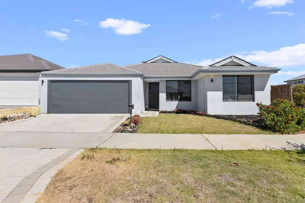 Clarkson 4침실 Low maintenance 4 bedroom 2 bathroom home in the heart of Catalina Estate