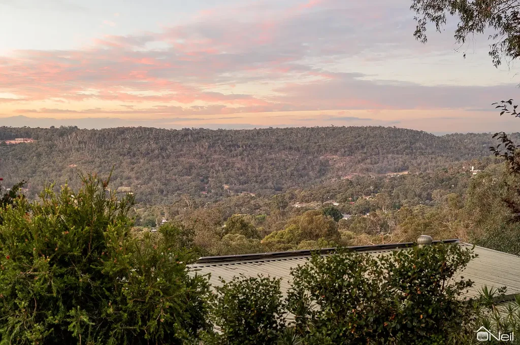 2B Mader Crescent, Mount Nasura, WA 6112