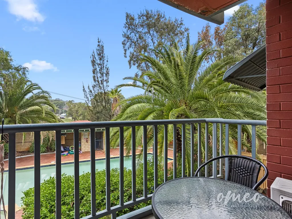 Orelia 2 Bedroom Investor Alert!