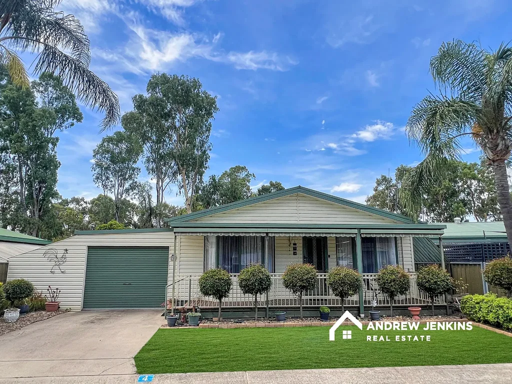 4 Lakeside Dr, Cobram, VIC 3644