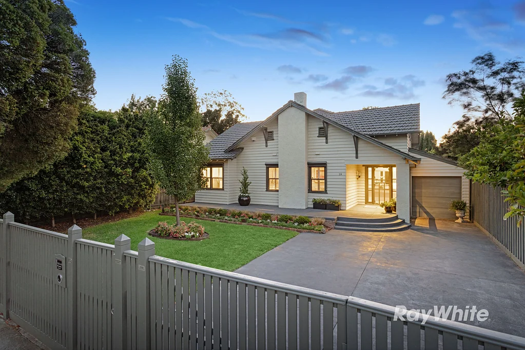 19 Acacia Street, Carnegie, VIC 3163