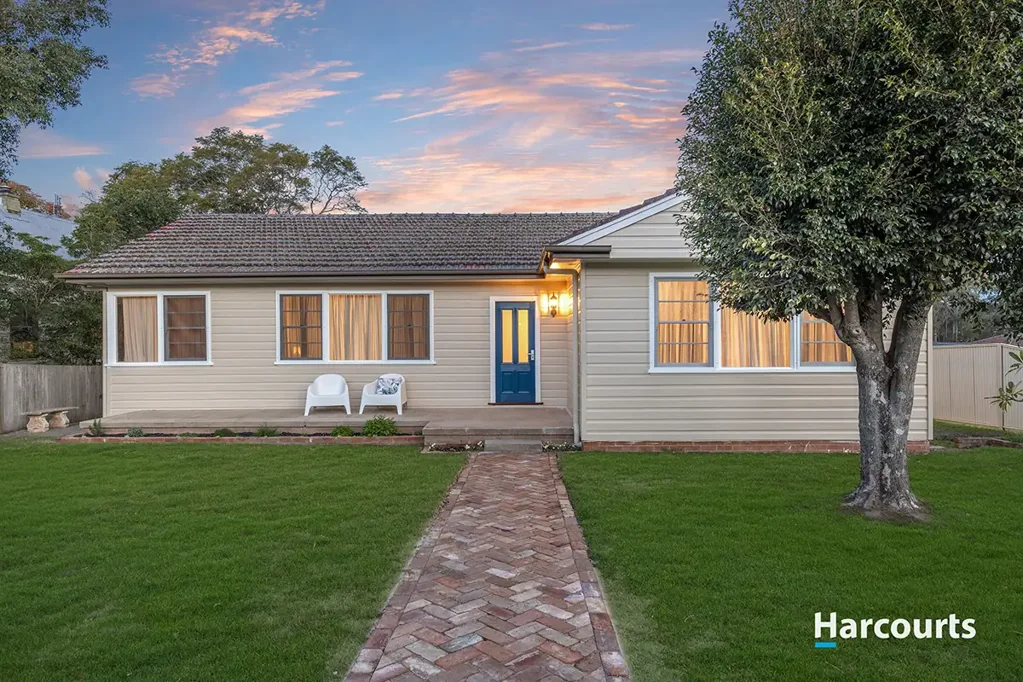 East Maitland 3Phòng ngủ Beautifully renovated from front to back, easy stroll to Green Hills