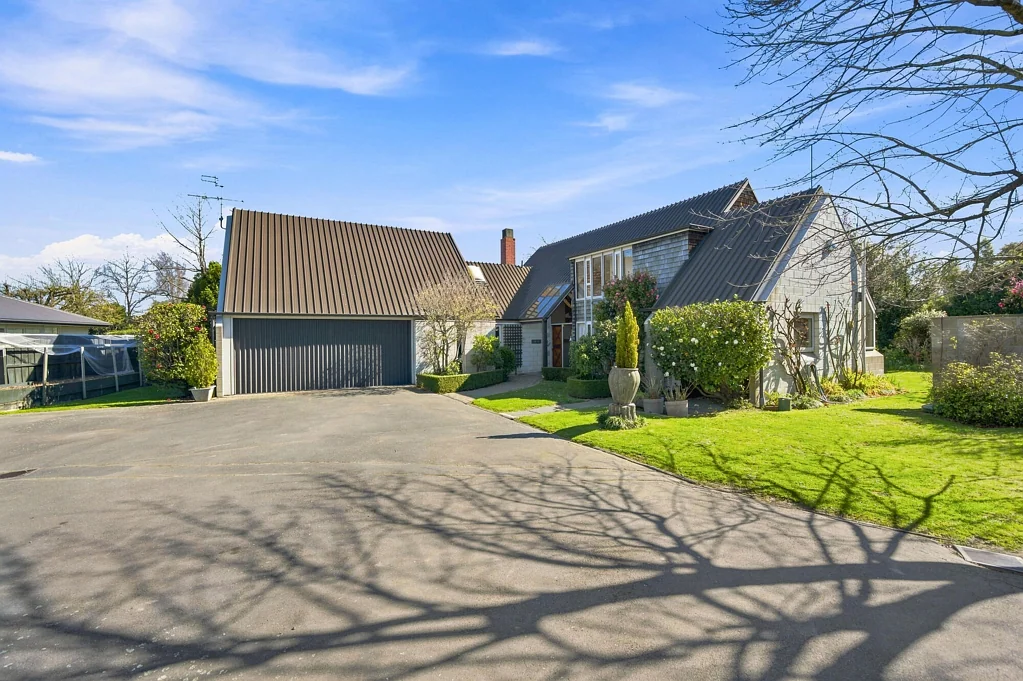 Rangiora 4ਬੈੱਡਰੂਮ Space, versatility and exceptional garaging