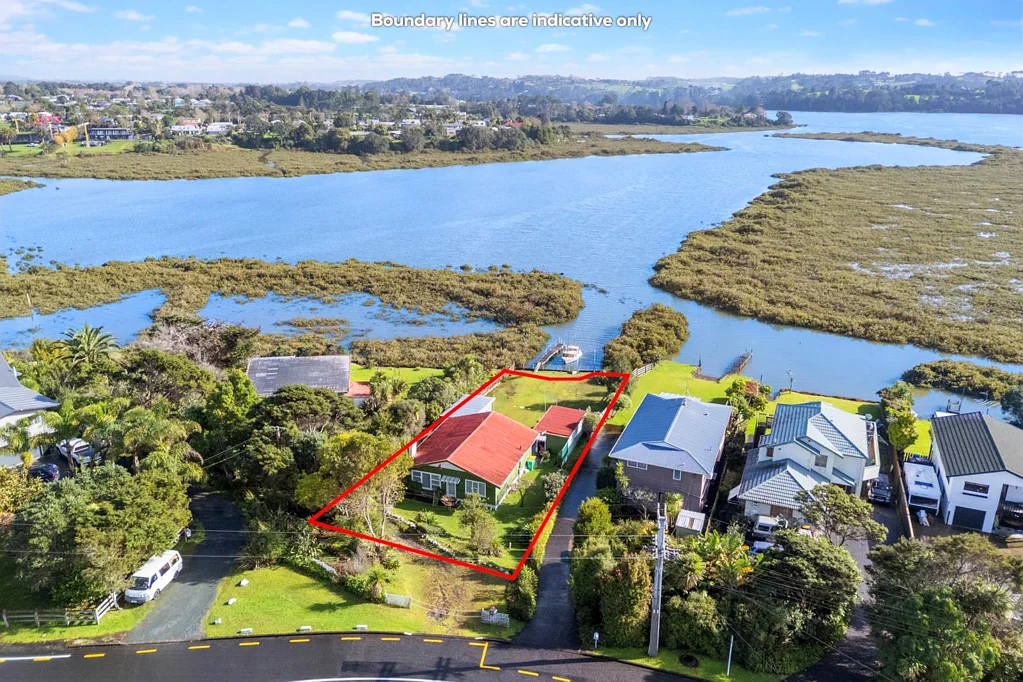 6 The Terrace, Herald Island, Waitakere City, Auckland