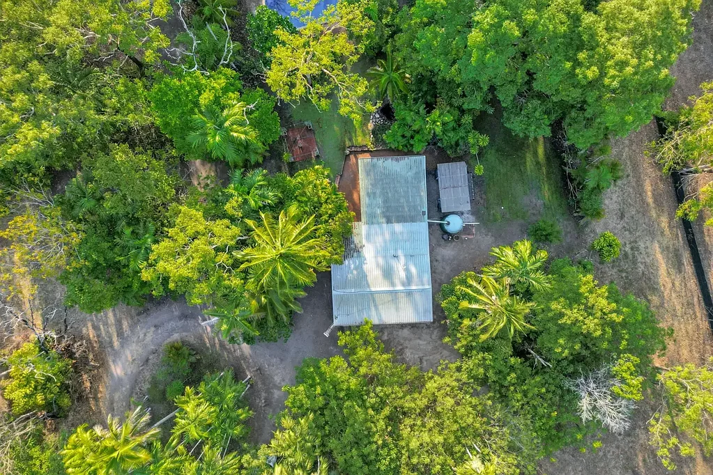 Humpty Doo 2 Slaapkamer RURAL STARTER 2 BED, 1 BATH + SWIMMING POOL