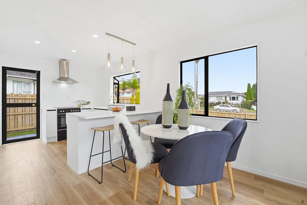 Unsworth Heights 3غرفة نوم Prime Location Meets Modern Renovation