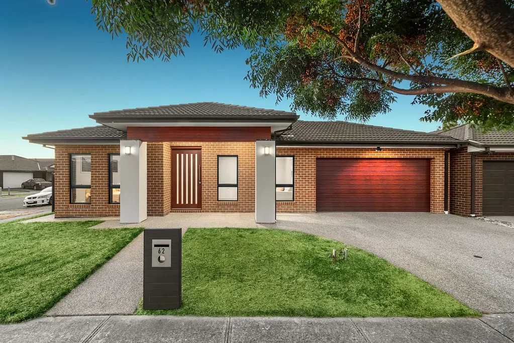 62 Calibre Circuit, Clyde North, VIC 3978