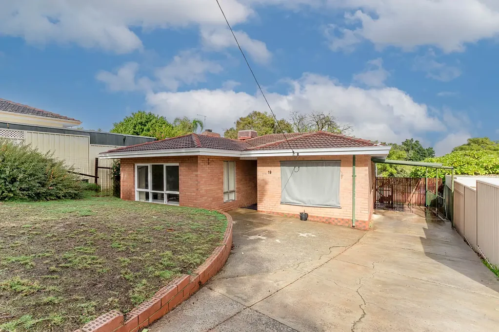 Kelmscott 4 Bedroom Neat & Tidy