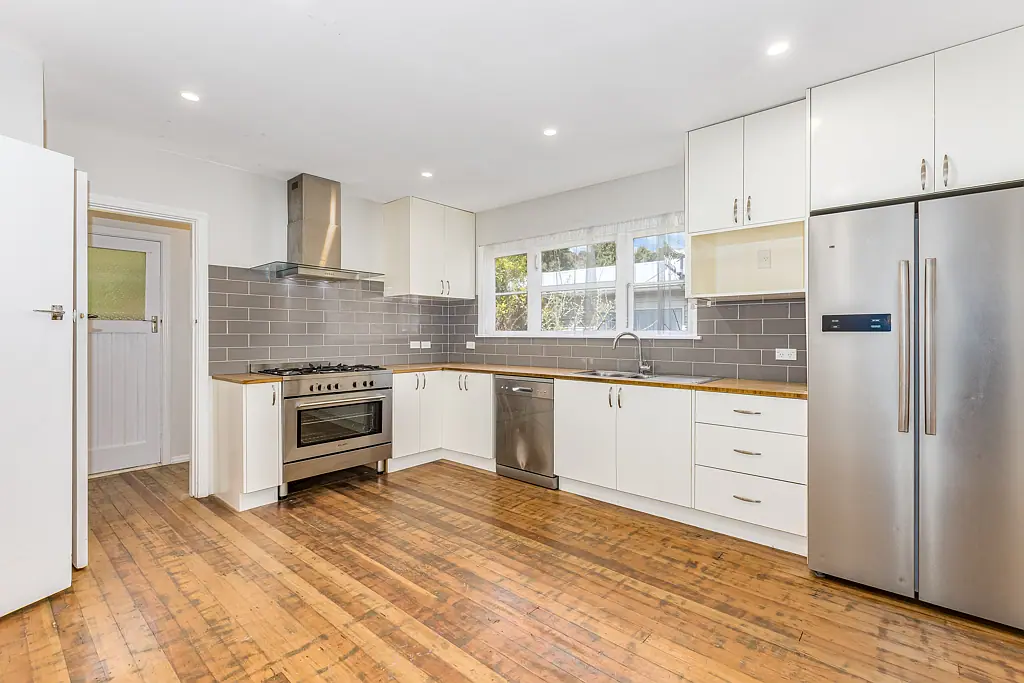 21 Peel Place, Wainuiomata, Lower Hutt, Wellington