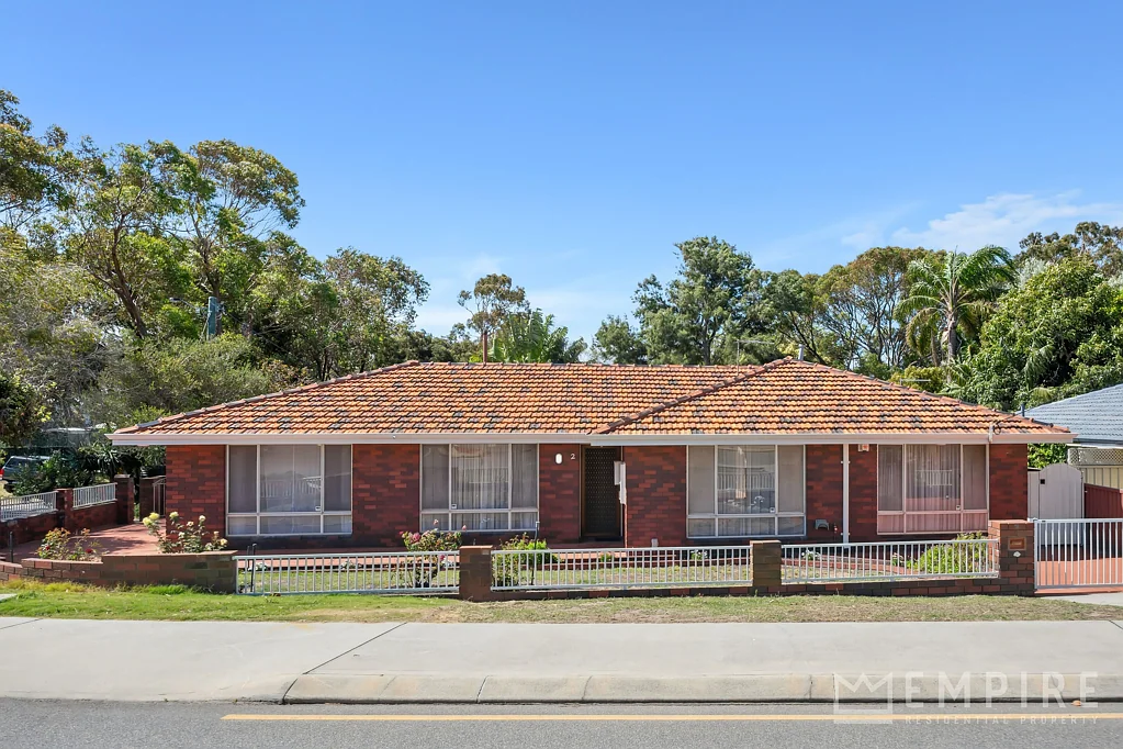 2 Grosvenor Street, Beaconsfield, WA 6162