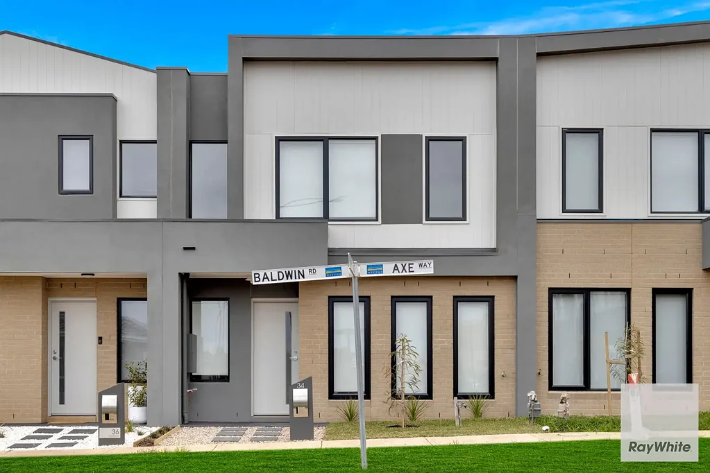 New and Multiple Living Zones!